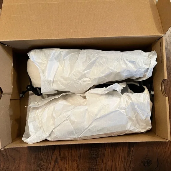 Nike ACG AIR MOC Summit White Black Anthracite - Picture 8 of 10